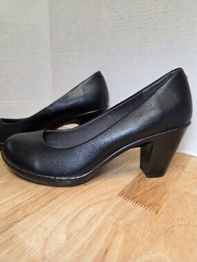 Eurosoft by Sofft Vella Women's Pumps Black Cushioned Size 10